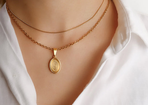 ネックレスの長さで印象が変わる!レディースにぴったりの選び方と綺麗に見えるチェーン別比較