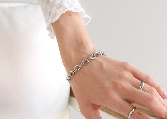 レディースブレスレットのおすすめブランド&選び方!安くておしゃれなアイテムも紹介♪