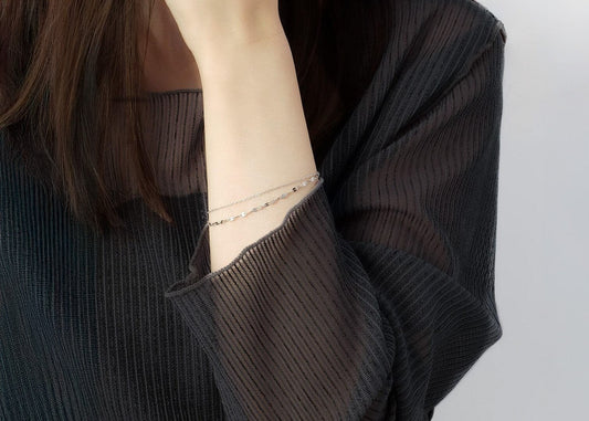 大人女子にぴったり！華奢で上品なレディースブレスレットの魅力と選び方