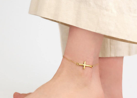 つけっぱなしでも大丈夫？おしゃれな人が選ぶレディースアンクレットの秘密と使いこなし術