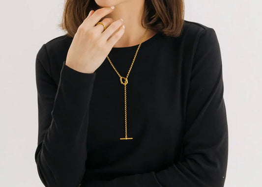 40代女性に似合うレディースネックレス特集｜“今っぽさ”と“上品さ”を両立する大人の選び方