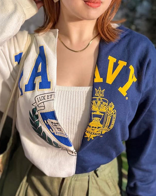 品よく馴染むスネークネックレス