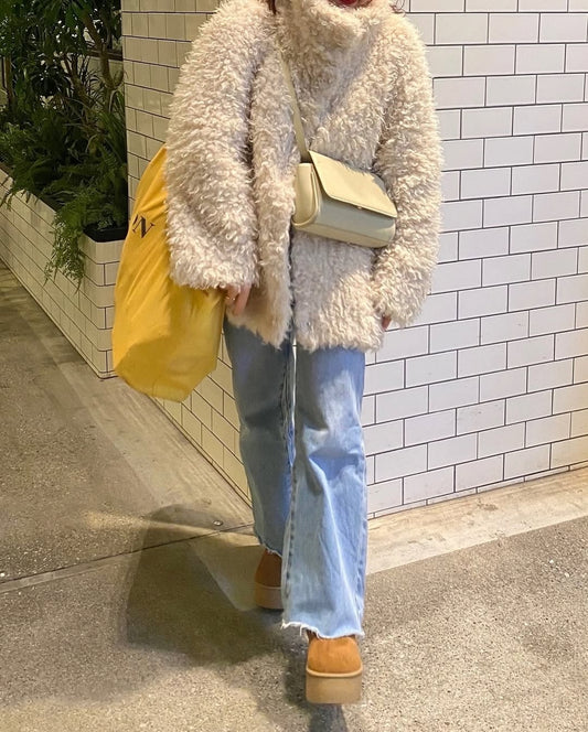 さりげなく、でも確かにきらめく存在感のリング