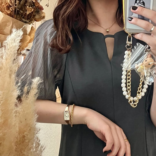 シンプルなのに心に残るネックレス