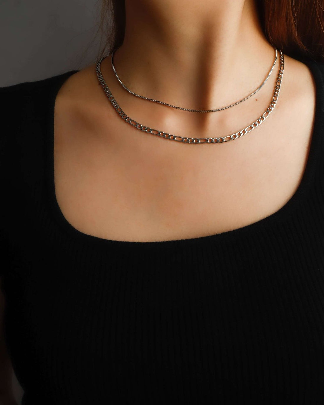 ボックスチェーンネックレス 四角 デザイン バランス