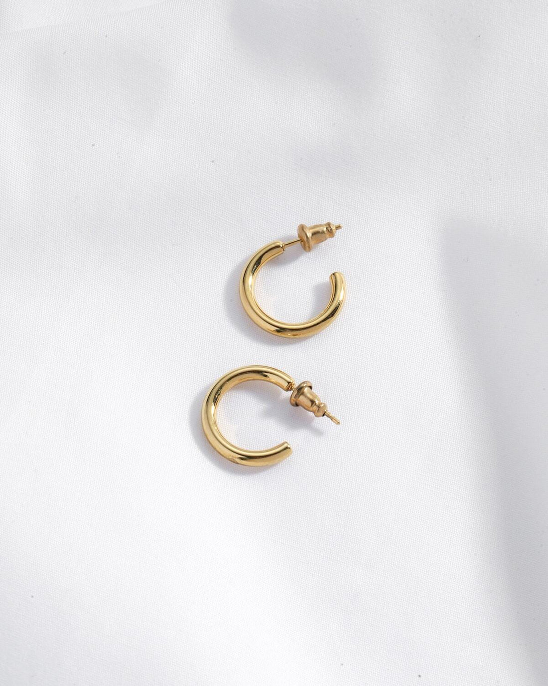 Hoop pierce シンプル