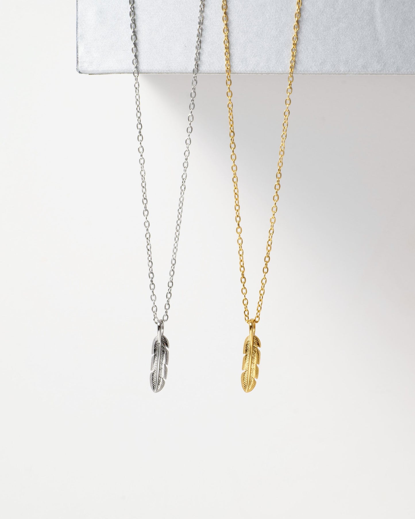 Feather necklace