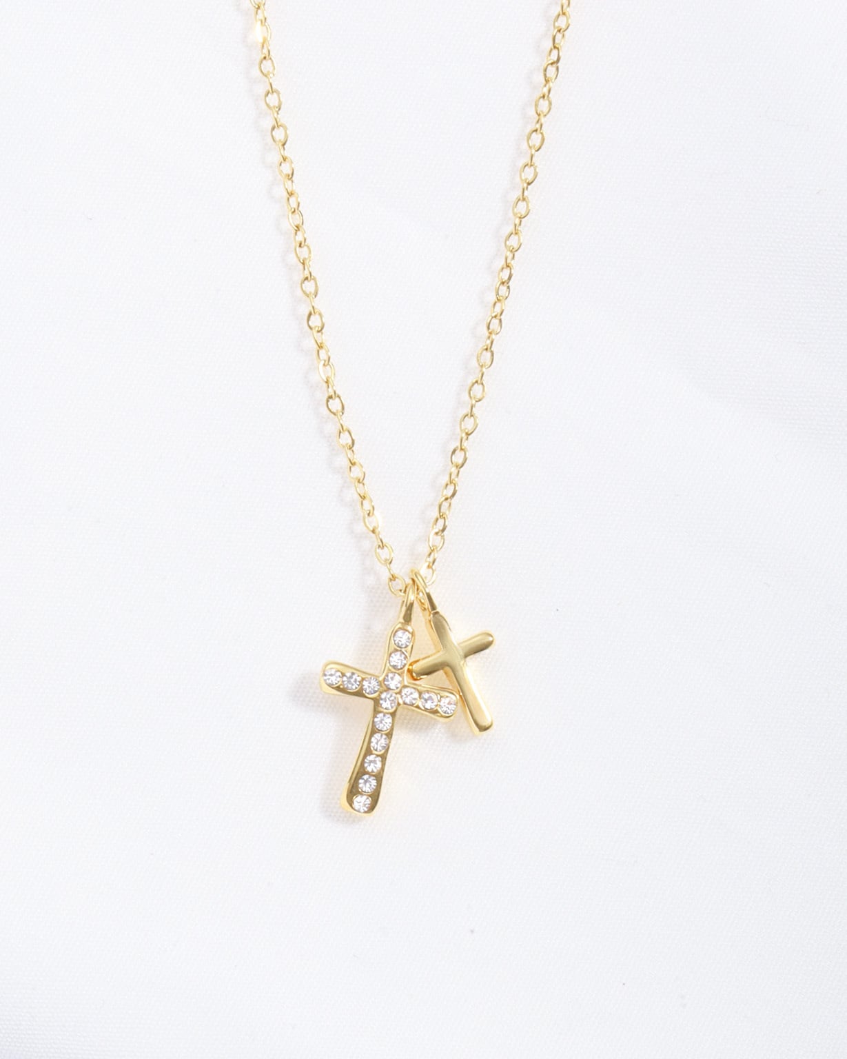 Double cross necklace クロスが重なる洗練されたデザインネックレス