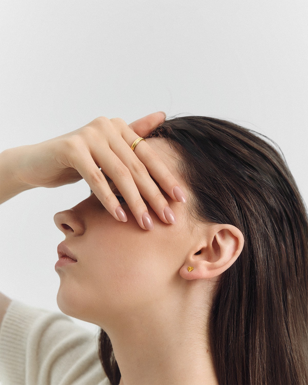 ゴールドミニマムピアス