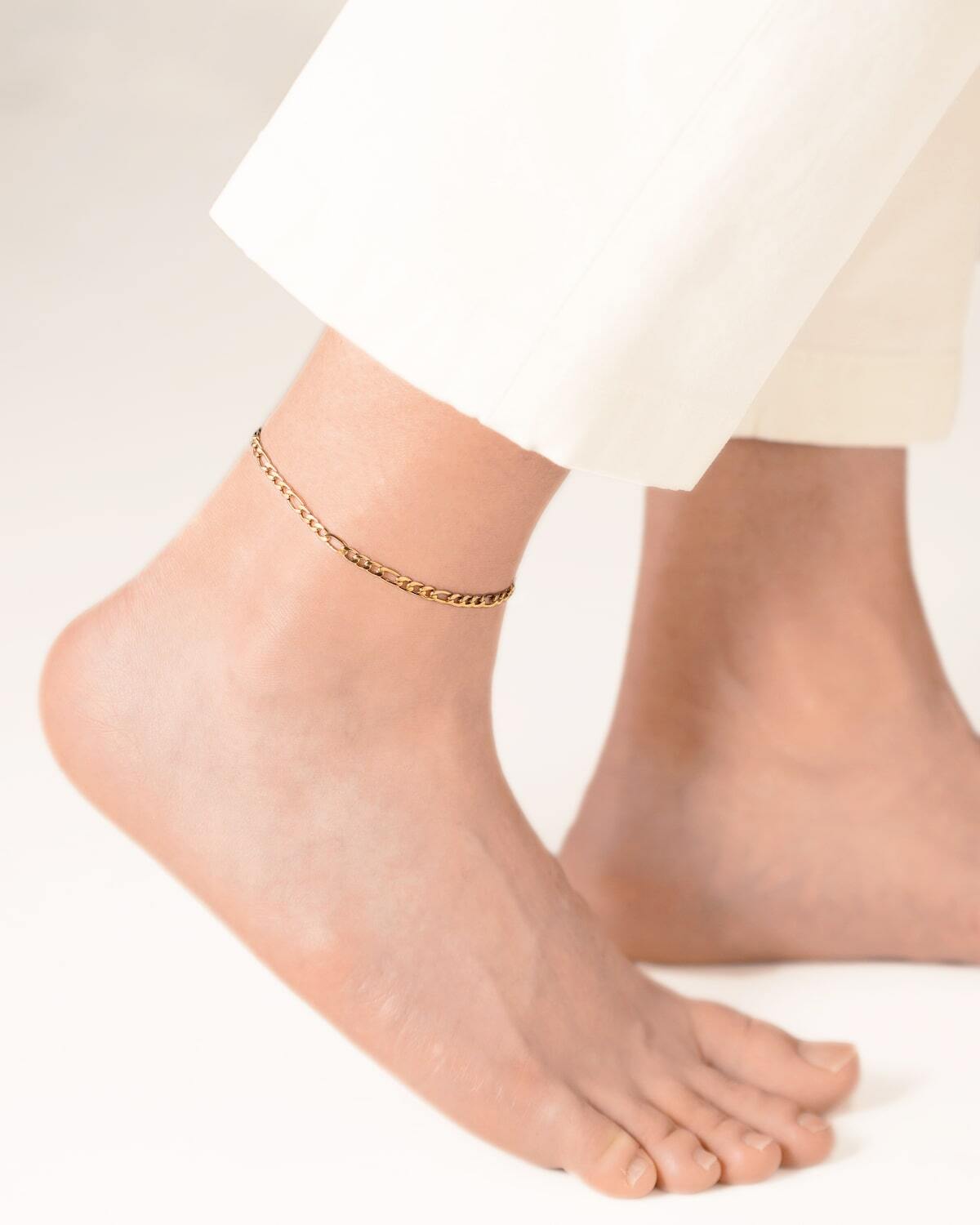 Figaro anklet クラシック 程よい存在感